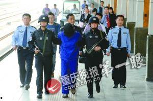 重庆商场爆料案件最新,揭秘惊人内幕,真相令人震惊! 第1张 重庆商场爆料案件最新,揭秘惊人内幕,真相令人震惊! 第1张